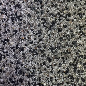 Cum se întreține corect un covor de piatră